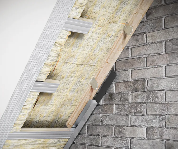 Eurovent® PUR GK - uszczelnienie nierówności na poddaszu