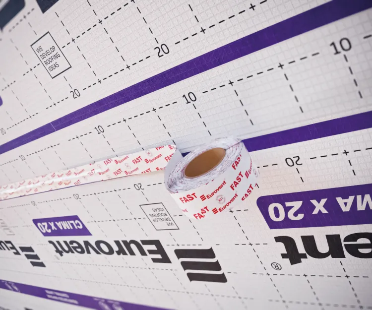 Eurovent® FAST - klejenie-zakladow-membrany-paroizolacyjnej