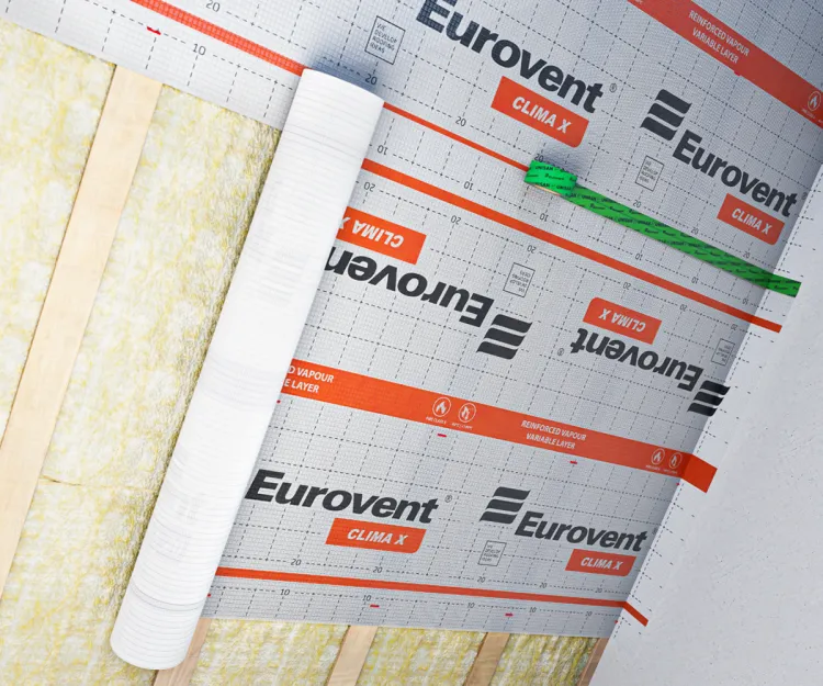 montaz-passive-house-certified-component-clima x-assembly-unisan-klejenie-zakladow-eurovent