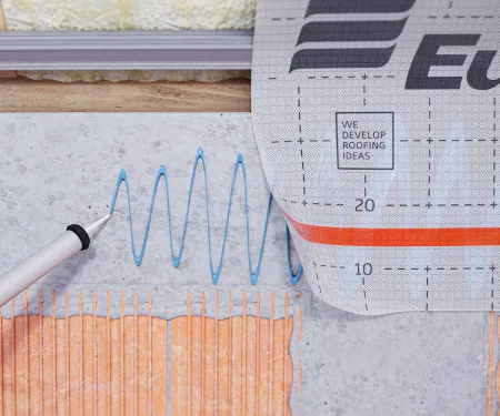 klejenie-membrany-do-sciany-kolankowej-masa-uszczelniajaca-eurovent-multi-tube