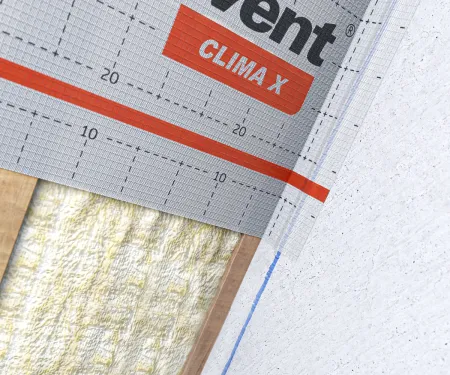 klejenie-membrany-do-sciany-szczytowej-masa-uszczelniajaca-eurovent-multi-tube